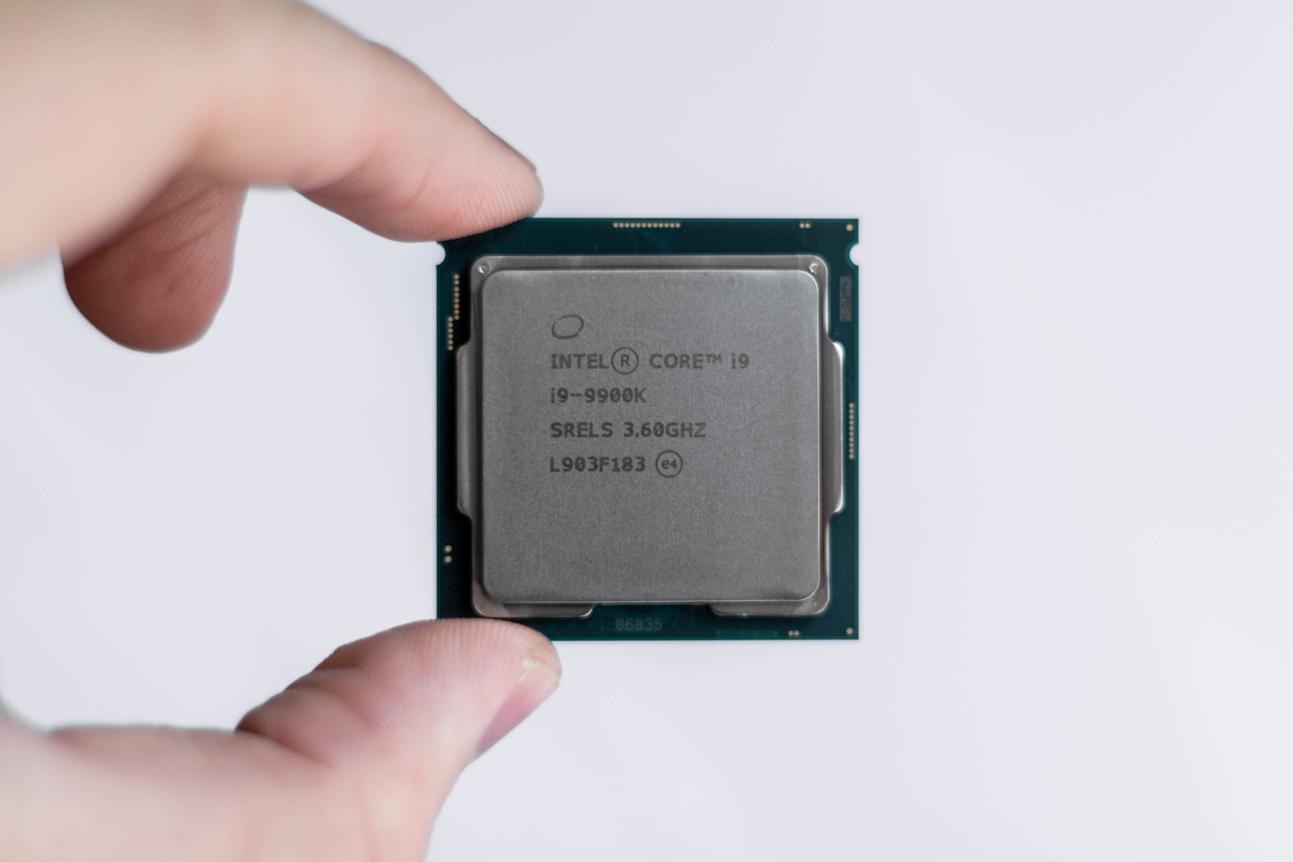 Επεξεργαστής Intel Core i9-9900K