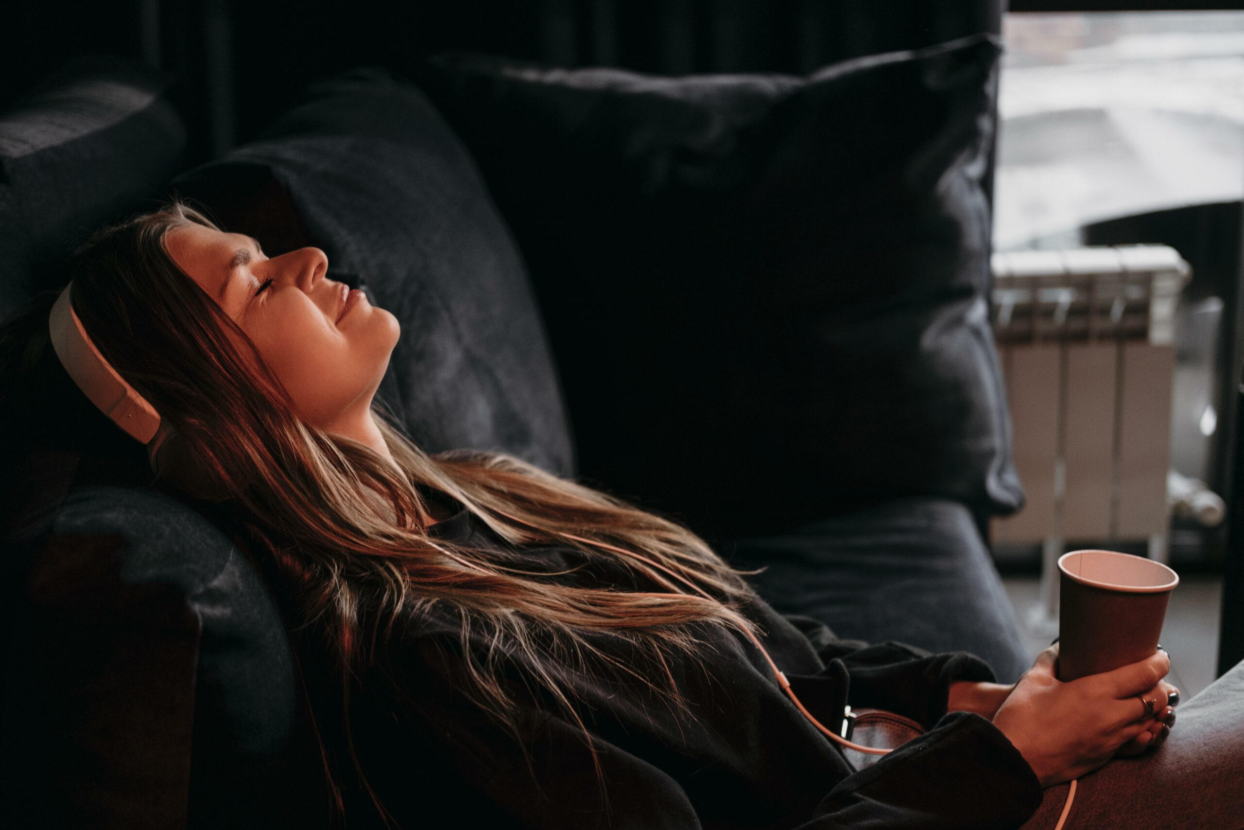 5 Ελληνικές Ραδιοφωνικές Εκπομπές που θα λατρέψεις (2023)