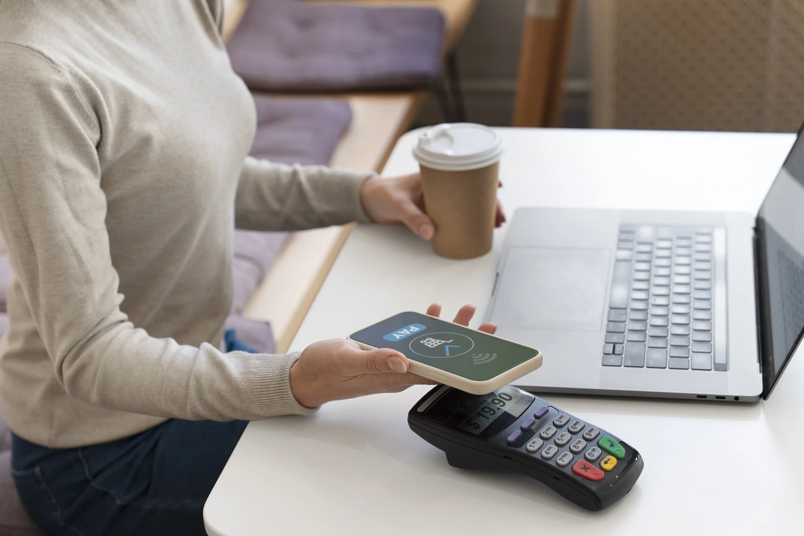 NFC: Πως να κάνεις ανέπαφες πληρωμές | Οδηγός 2023