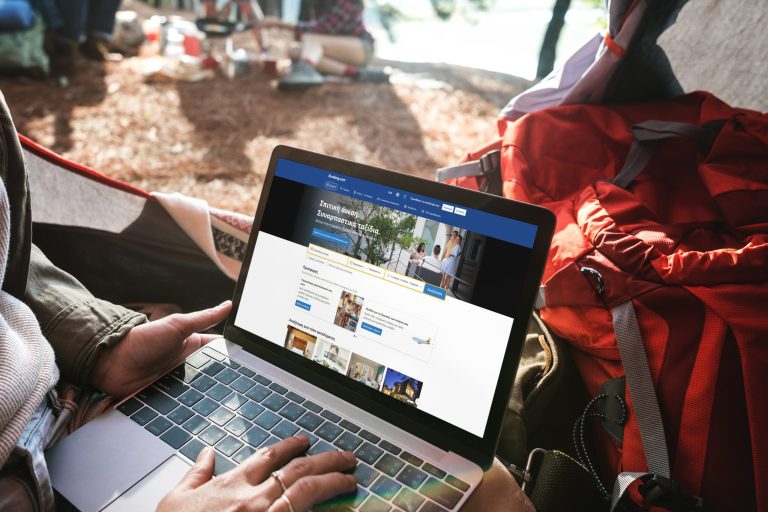 2 Τρόποι για να βγάλεις λεφτά μέσω του Booking.com