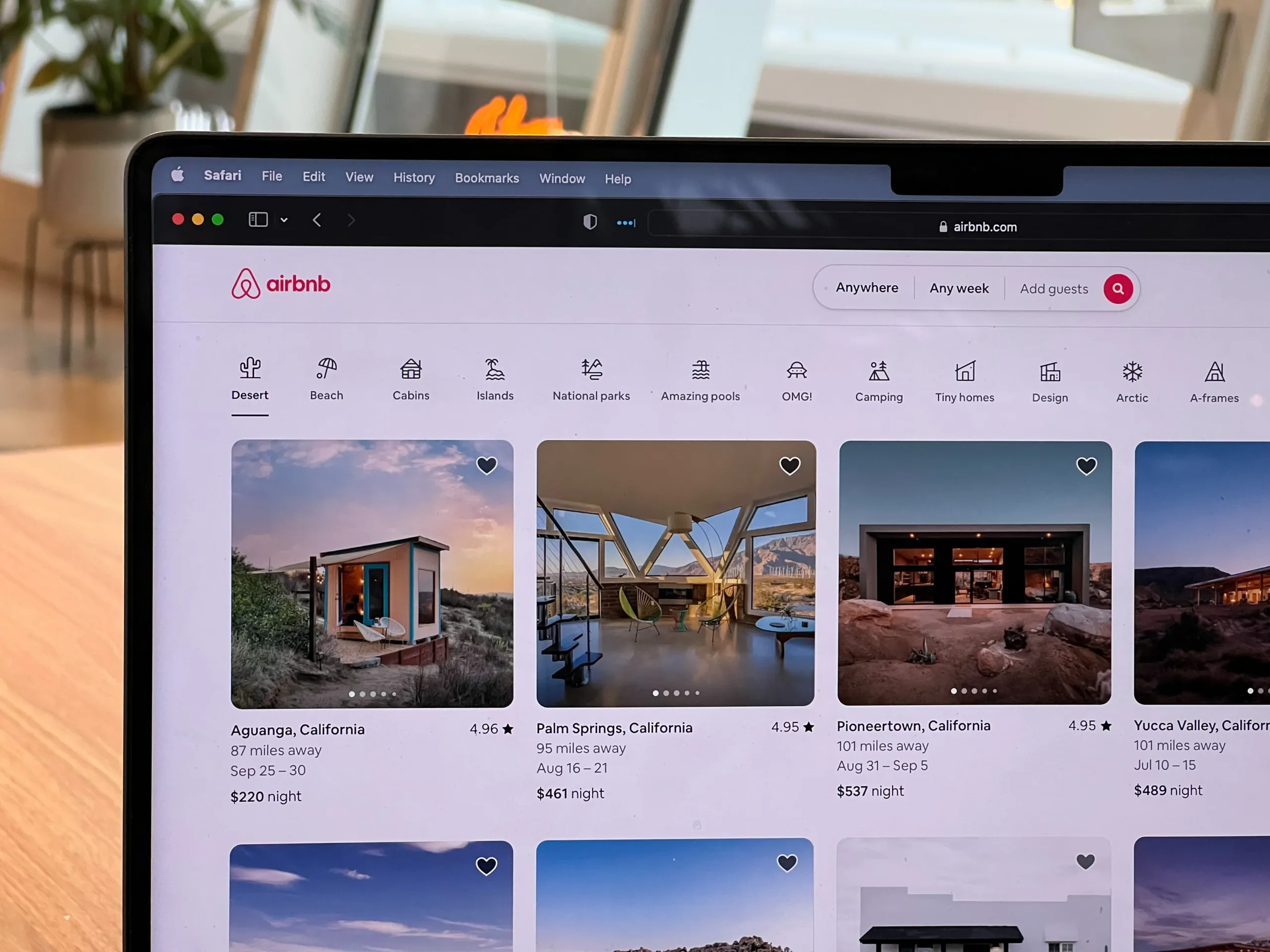 Booking.com vs Airbnb.com: Ποια είναι η καλύτερη πλατφόρμα;
