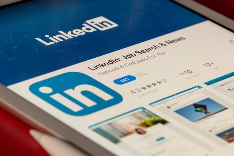 Πως να χρησιμοποιείς το LinkedIn για εύρεση εργασίας
